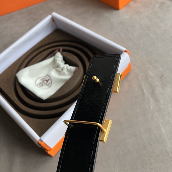 エルメスベルト素材ディテール